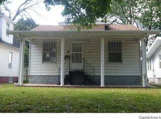 2209 S 10th St, Springfield, IL 62703