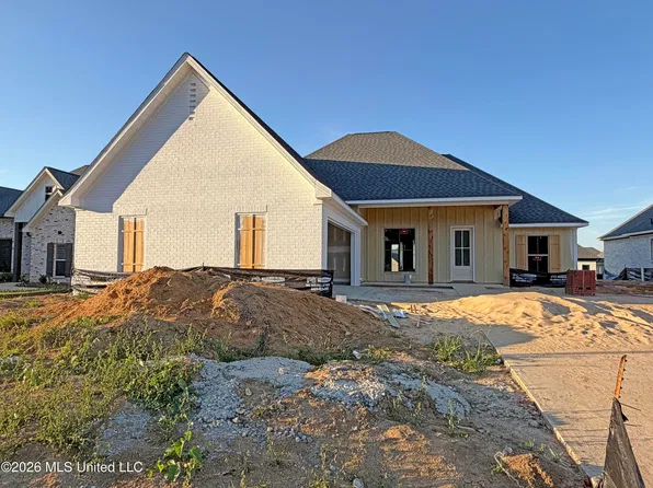 1220 Old Court Xing, Flowood, MS 39232