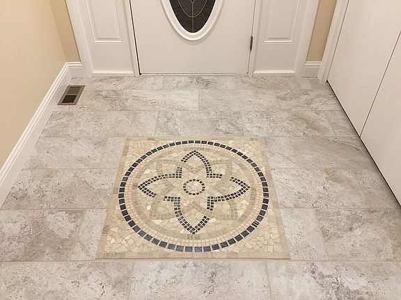 Front Entry Medallion 