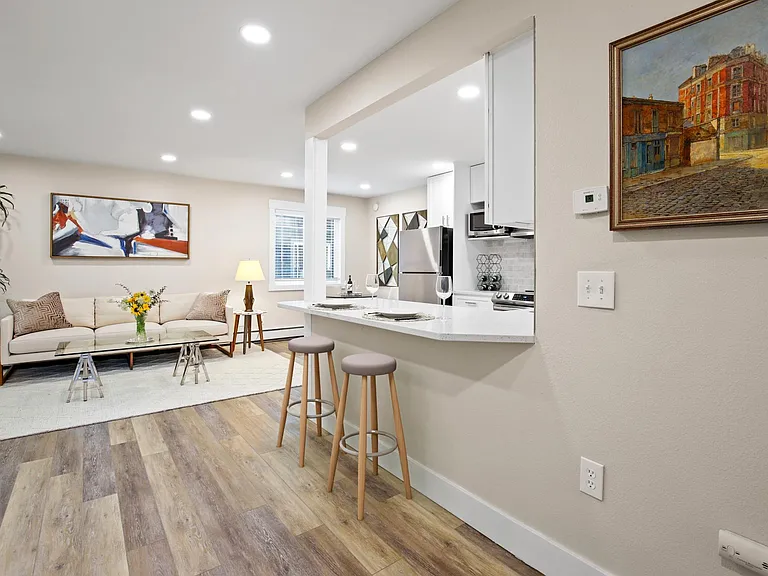 3527 Nottingham Ct #2 — Photo 5