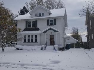 75 Irvington Rd, Rochester, NY 14620