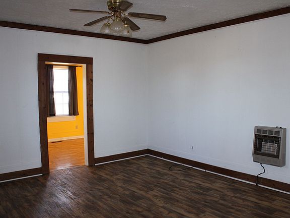 5th image of 1625 New Home Rd