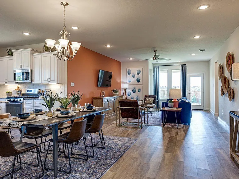 4105 Silver Lace Ln — Photo 9
