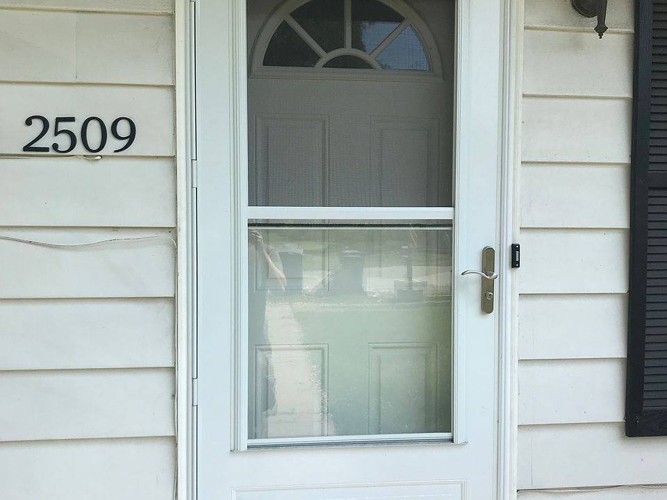 1st image of 2509-11 Martha St