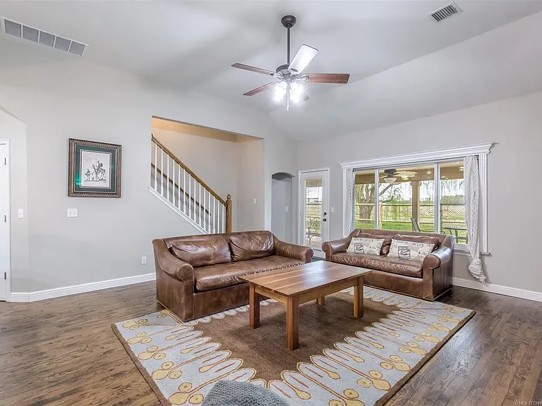 3901 W Canton St — Photo 14