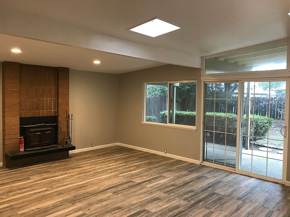 1st image of 1201 Kent Dr