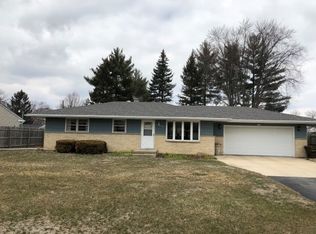 1612 Gladys Dr, Machesney Park, IL