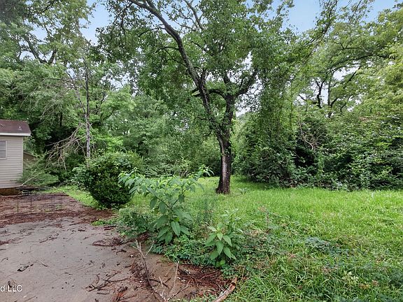 4th image of 1348 Marydale Dr