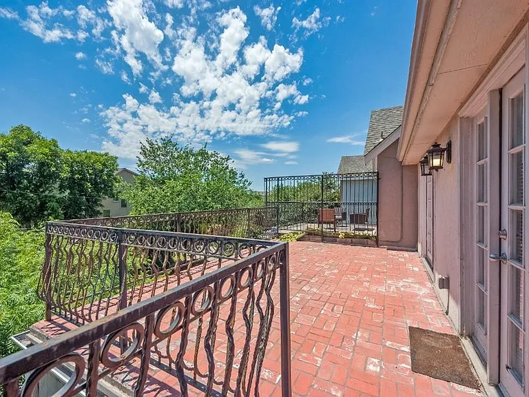 5713 Lewis St — Photo 25