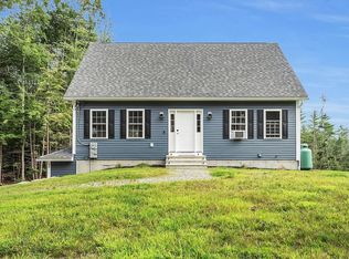 96 Royalston Rd N, Winchendon, MA 01475