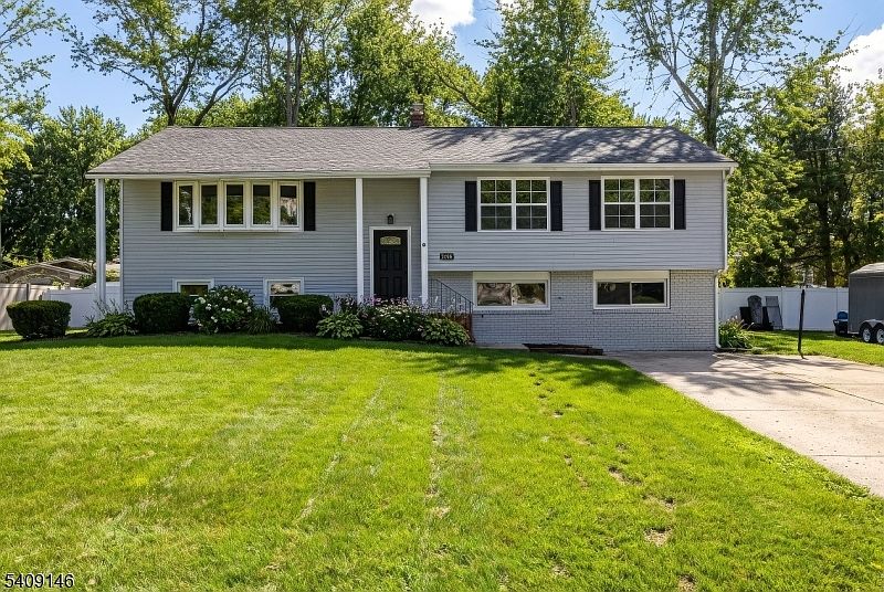 1st image of 2290 Concord Rd