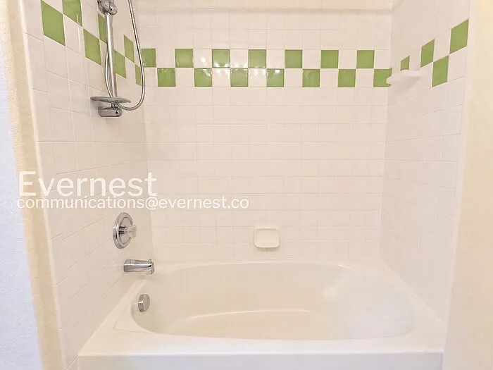 6238 Westchase Rd — Photo 16
