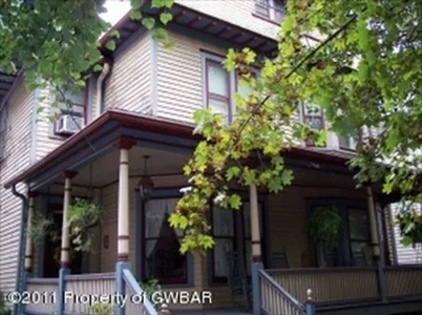 52 Mallery Pl, Wilkes Barre, PA 18702