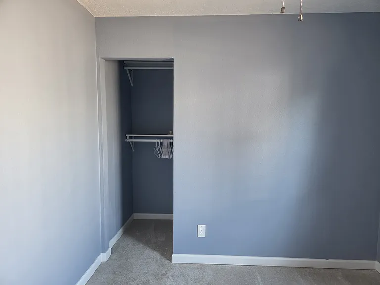 921 Madeira Dr SE — Photo 26