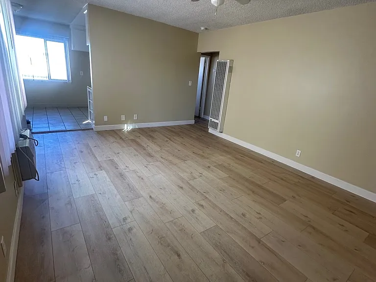 3437 Belcroft Ave — Photo 17