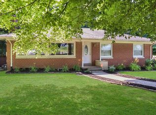 2621 Oak Hill Rd, Evansville, IN