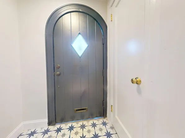 88-37 62nd Drive image 3 of 64