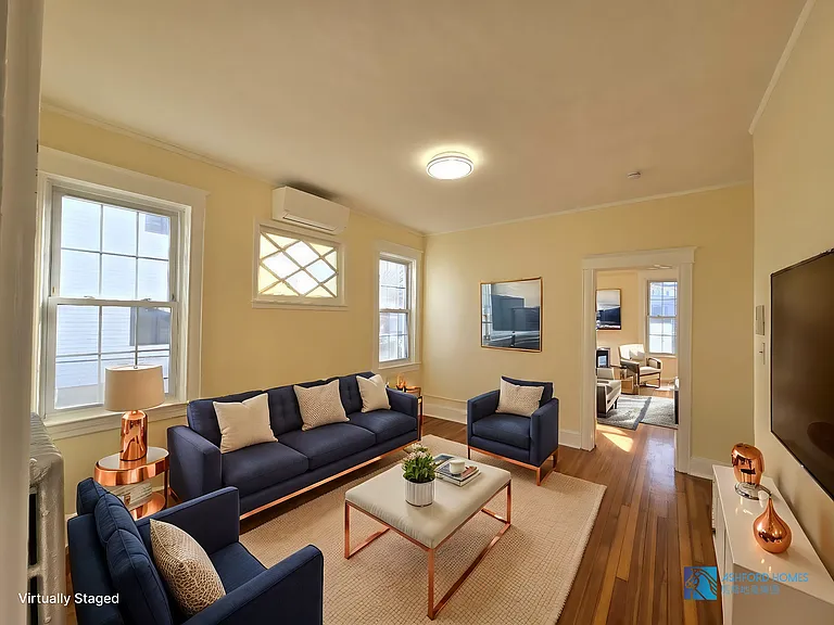 9-11 Gray St #1 — Photo 1
