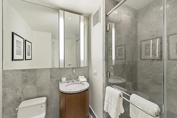 Sold by Nest Seekers International | media 8