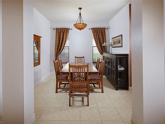 4th image of 5031 Fairhaven Ln