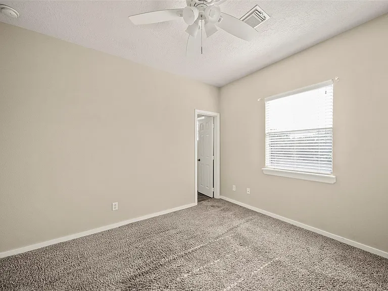 1331 W 21st St #B — Photo 15
