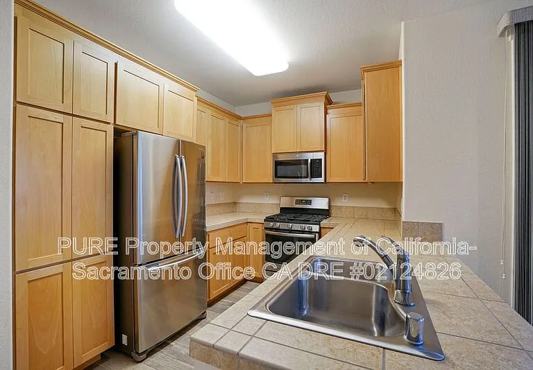 11091 International Dr — Photo 12