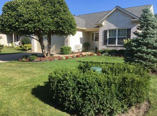 7260 Longwater Dr, Maumee, OH 43537