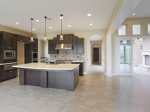 3rd image of 240 Candlewood Ct