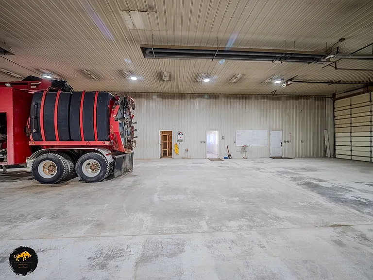10 Orin Industrial Ave — Photo 17