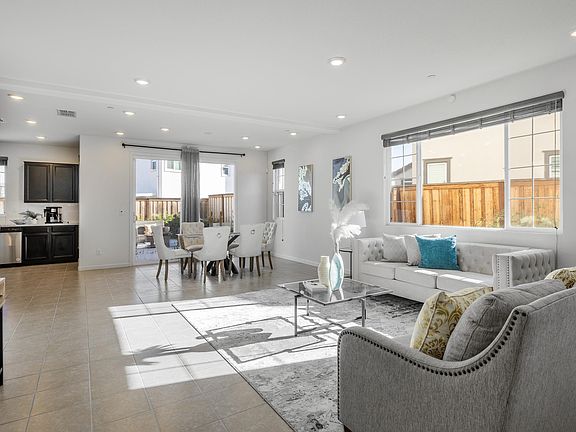 4th image of 2891 Reyva Dhillon Ln