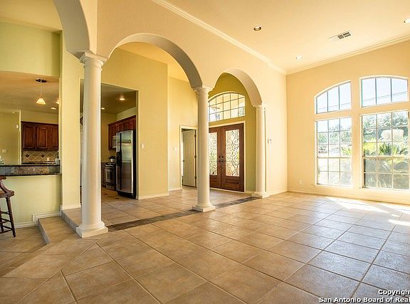 3rd image of 26306 Silver Cloud Dr