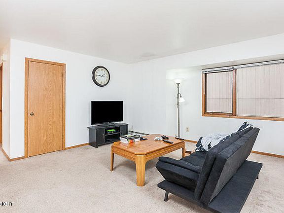5th image of 11528 Heritage Ct