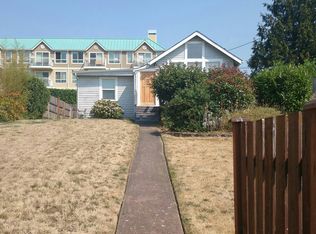 6520 44th Ave SW, Seattle, WA 98136