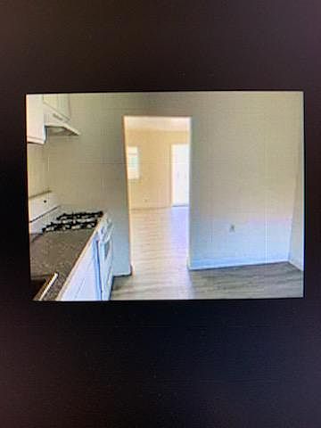 2nd image of 1528 Orlando Way