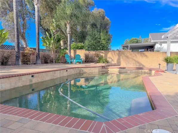21865 Jinetes, Mission Viejo, CA 92691