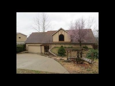 145 Lakeridge Rd, Rockaway Beach, MO, 65740