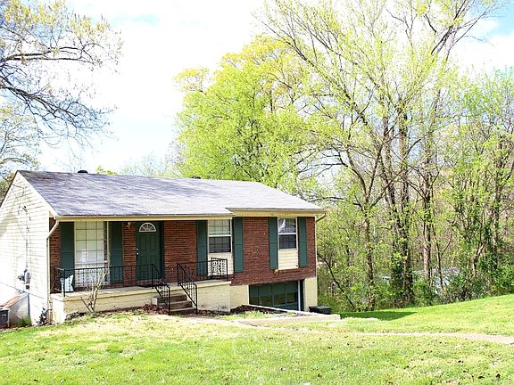 3rd image of 2382 Glengerrie Dr