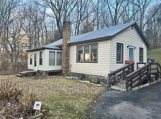 24 Galena Rd, Staunton, VA 24401