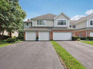 215 Orchard Ln, Glen Ellyn, IL 60137