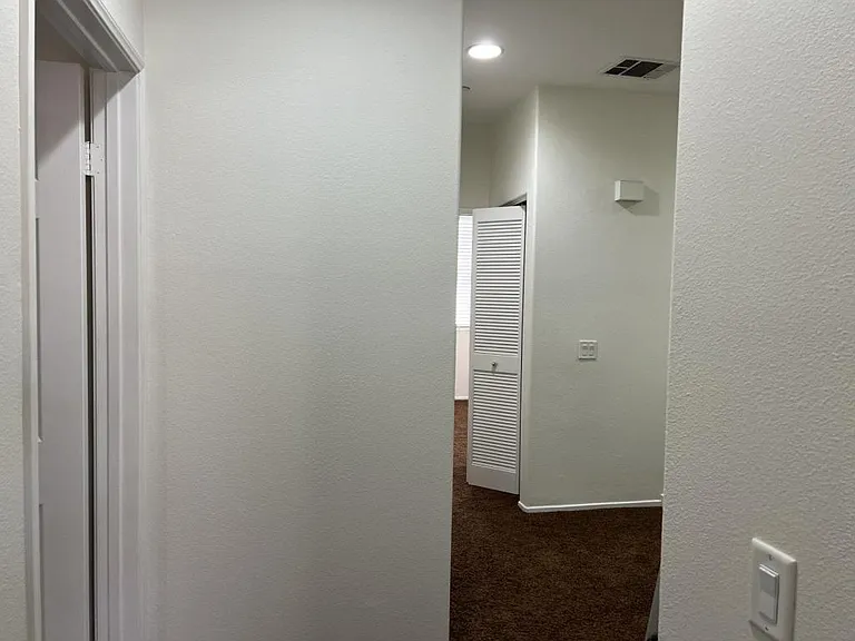 1800 E Lakeshore Dr #504 — Photo 22
