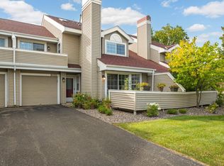 1905 Shenandoah Ct UNIT B, Minneapolis, MN 55447