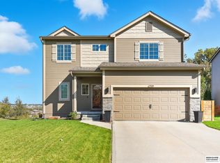 7509 N 142nd St, Omaha, NE 68142