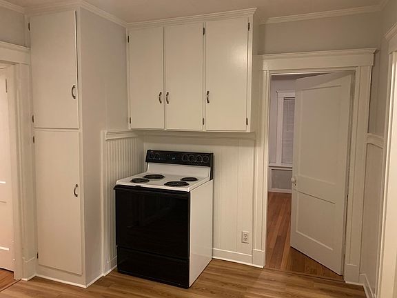 3rd image of 353 Hancock St #1