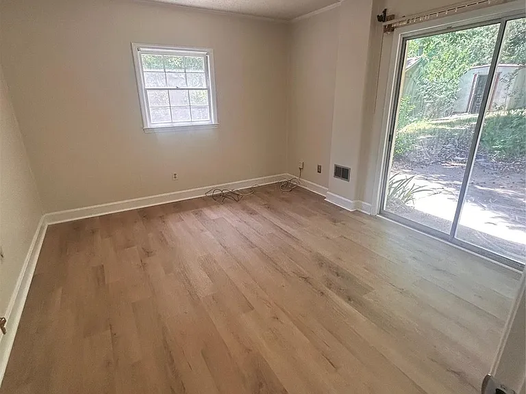 1616 Weststone Dr — Photo 5