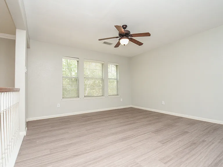 202 W Sterling Pond Cir — Photo 8