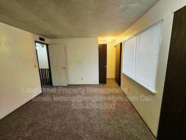 2135 NW Highland Dr #1 — Photo 13