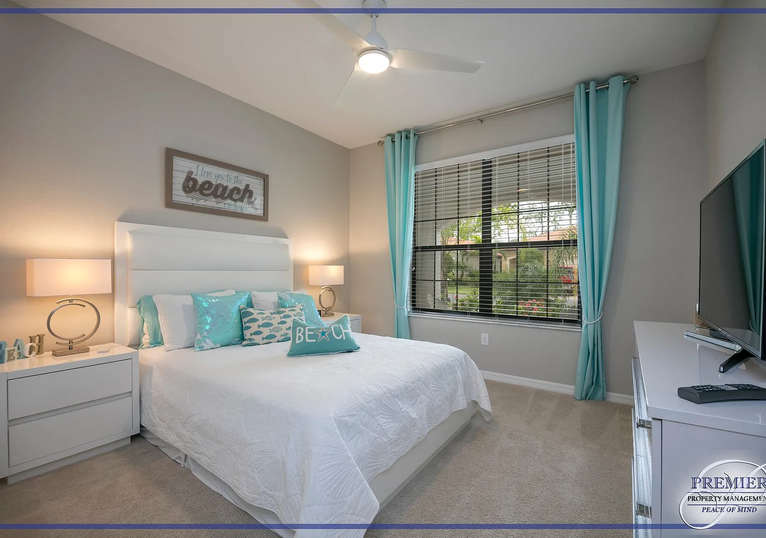 Modern Beach Home - Heated Pool - Lake Views - Pets Allowed - Gated — Photo 3