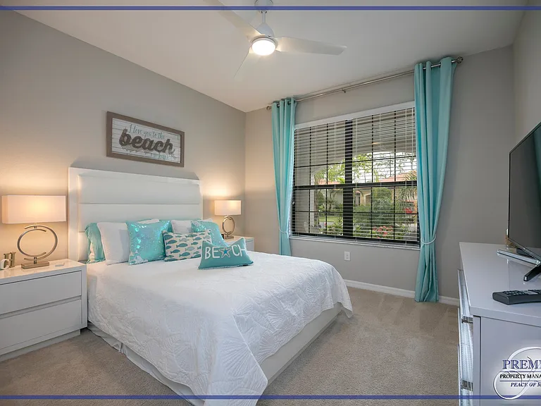 1555 Marton Ct — Photo 3