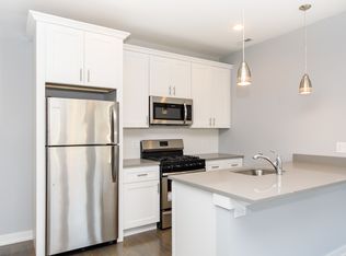 1619 N Maplewood Ave #1F, Chicago, IL 60647