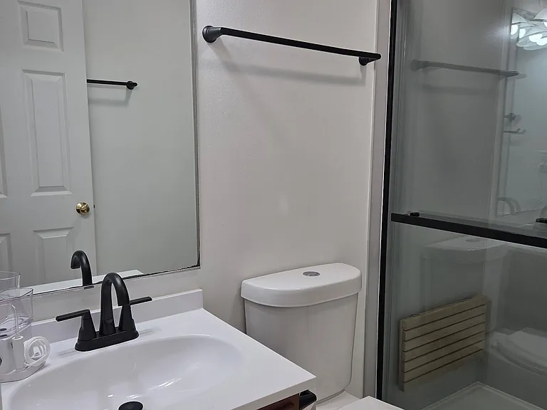 305 Seminole Dr — Photo 5